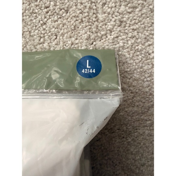 Goodfellow & Co Mens 4 Pack Classic Crew-Neck T-Shirts White Size L 42/44 NEW - Picture 3 of 6